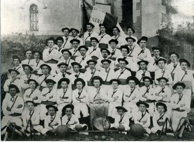 1908 p