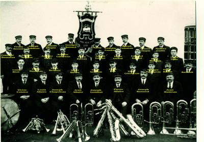 1921 noms jaune