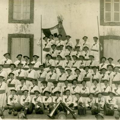 1905