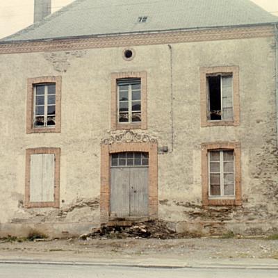 Ecole St Joseph côté rue 1973