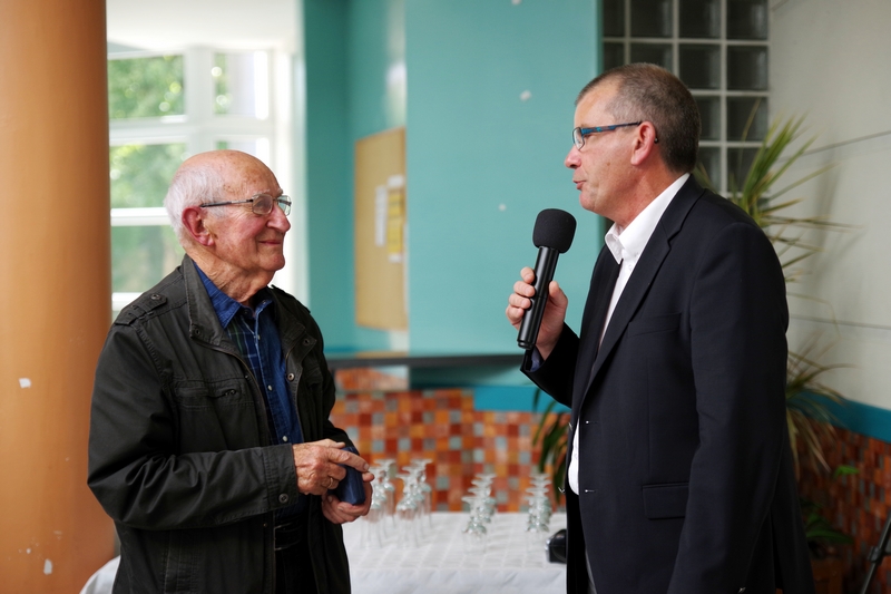 remise de la médaille de la ville à Etienne Bachelier